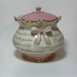 Ardleigh Elliott "Precious Daughter" Heirloom Porcelain music box
